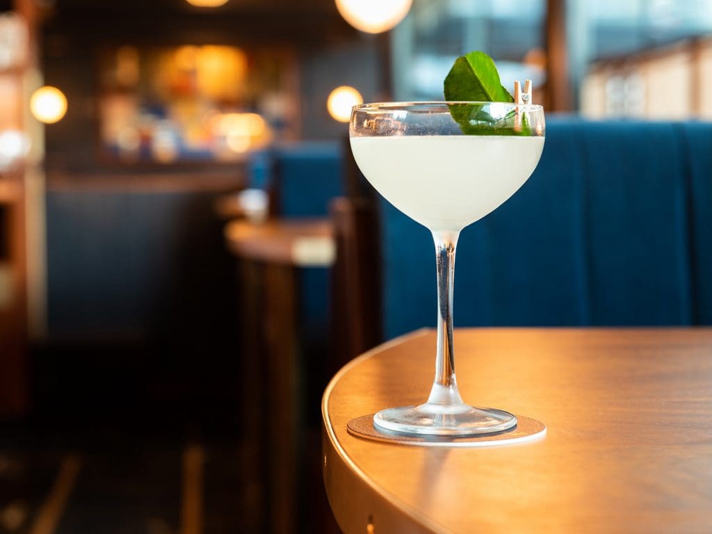 Lowback cocktail