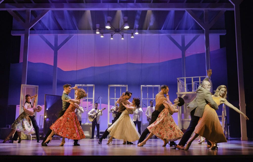 Dirty Dancing ensemble