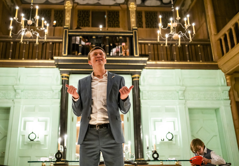 Sergo Vares in The Winters Tale at Shakespeares Globe (credit Tristram Kenton)