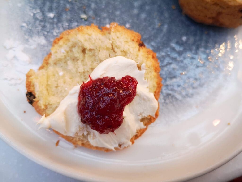 Buyagift Harvey Nichols scones