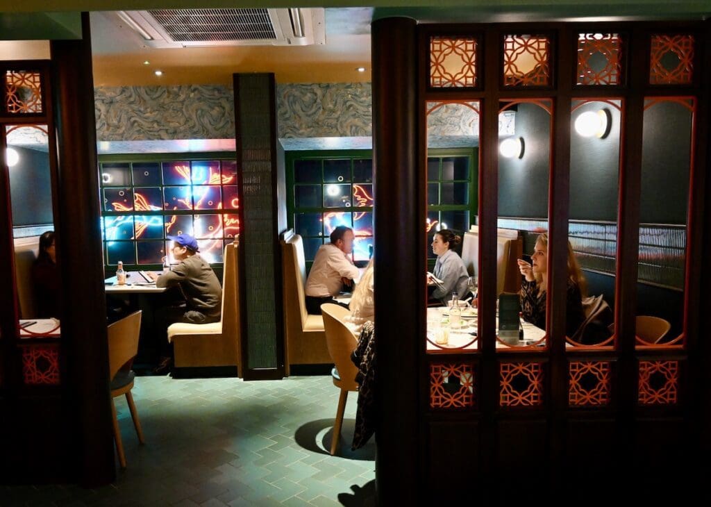 Chop Chop interior 3