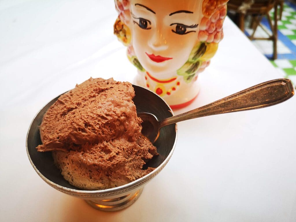 Jacuzzi chocolate mousse