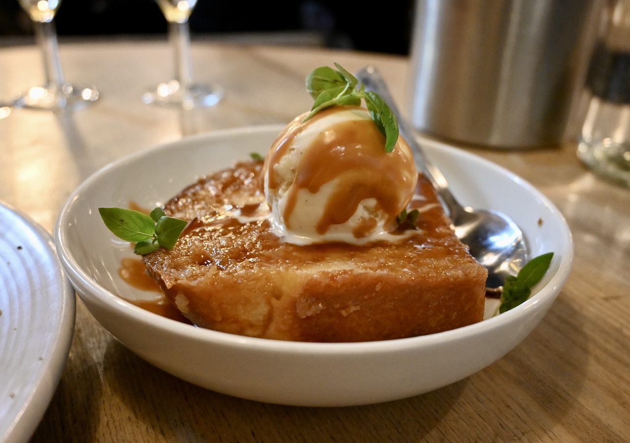 Caramel brioche