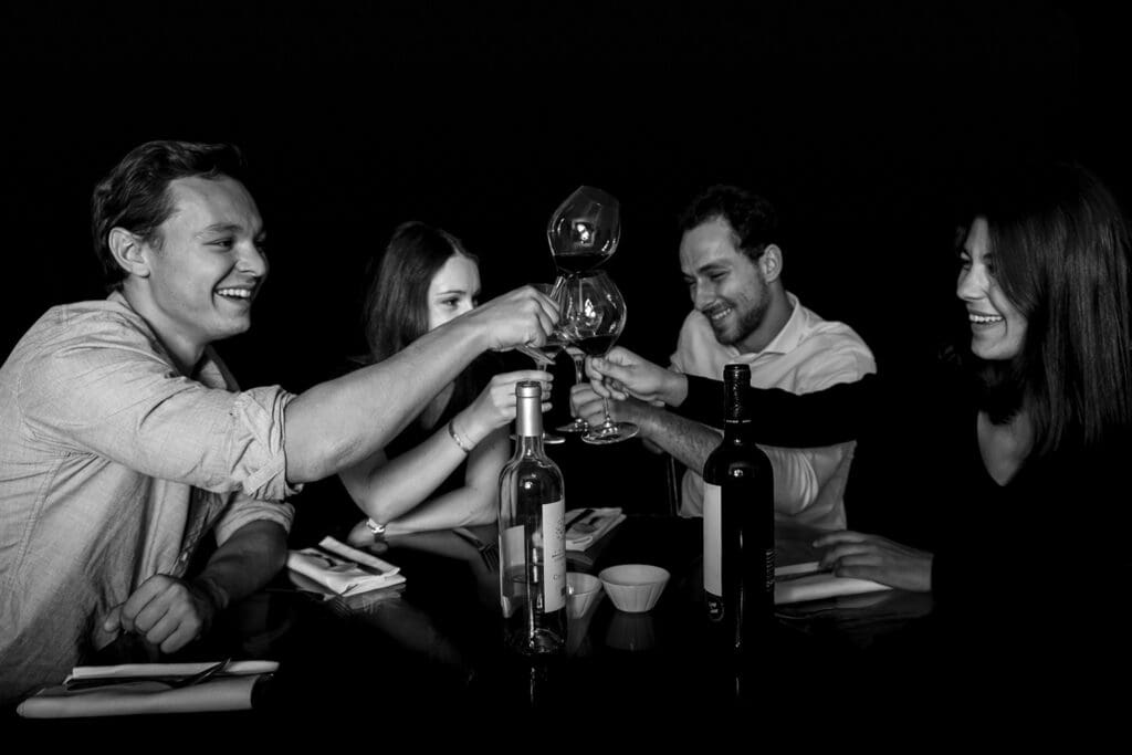 Dans le Noir diners