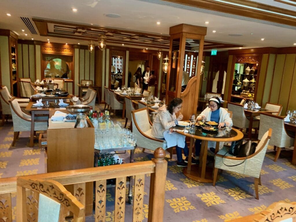 Nipa Thai interior 1
