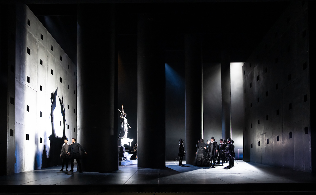 Act II, ROH Don Carlo &copy; Bill Cooper