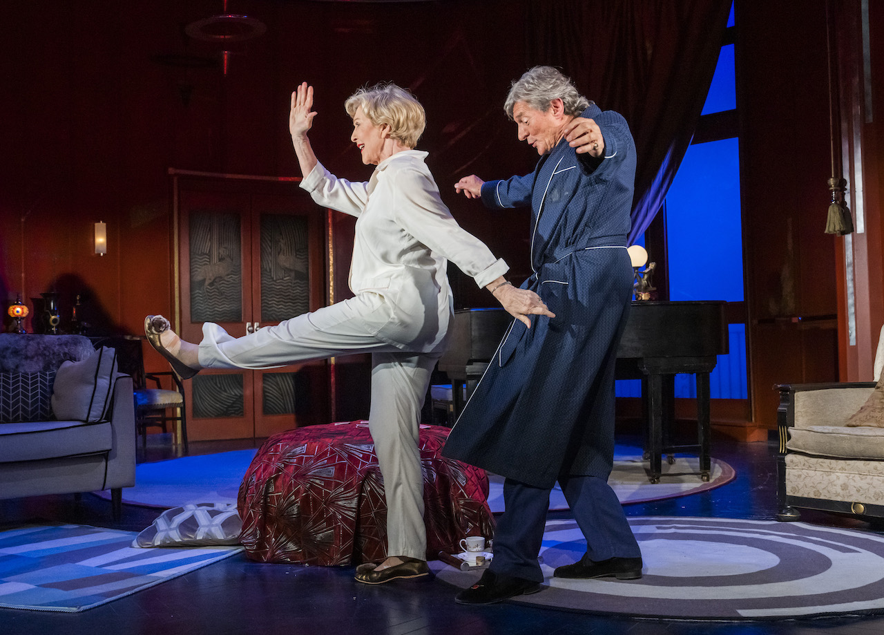 Private Lives @ Ambassadors Theatre