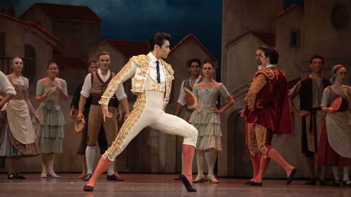 Ryoichi Hirano as Espada in Don Quixote photo by Andrej Uspenski ROH
