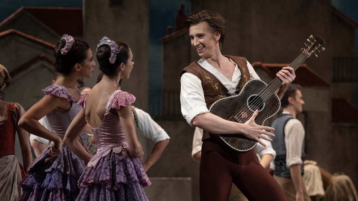 Vadim Muntagirov in Don Quixote photo by Andrej Uspenski ROH