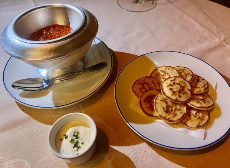 Café Lapérouse London blinis