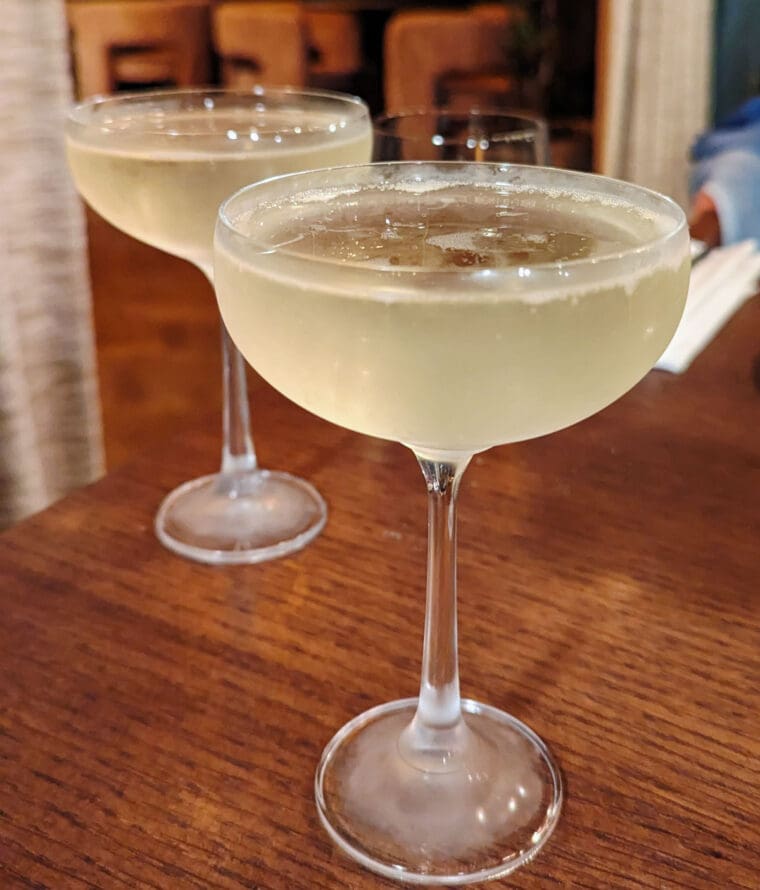 Fizz---Eve-Bar