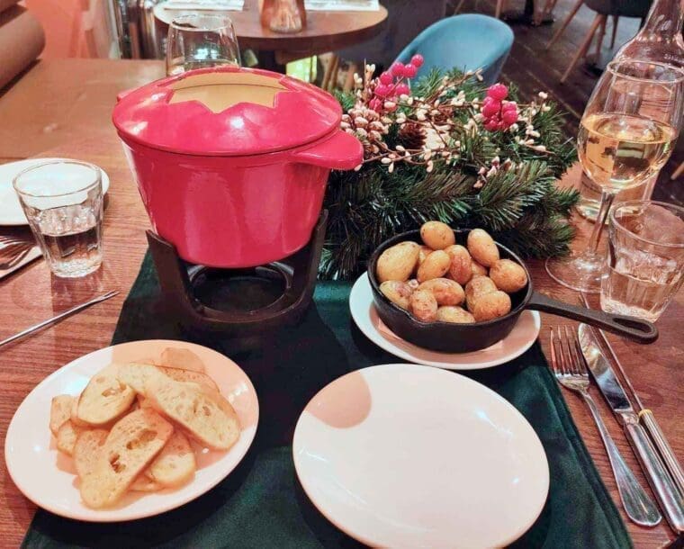 Fondue - Lilly's Cafe
