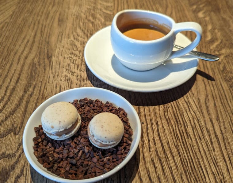 London-Stock-Coffee-and-Macaron