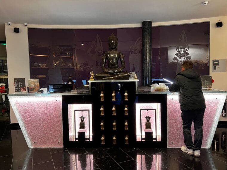 Thai Square Spa reception desk