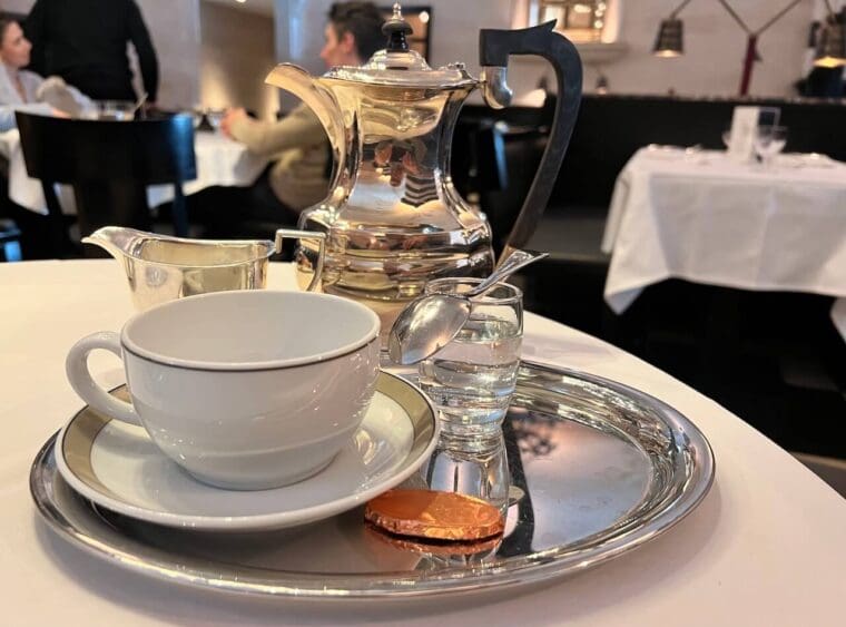 Coffee pot