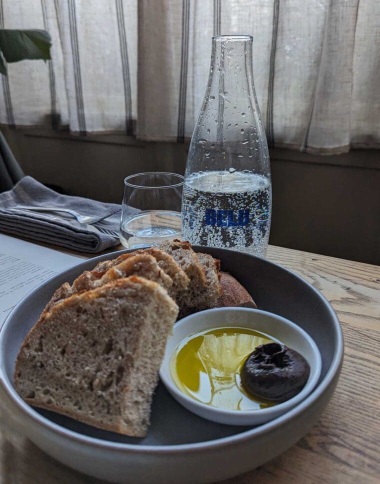 House-Bread---The-Holland