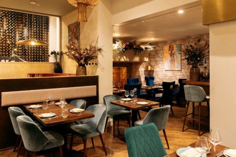 Kahani - Interior