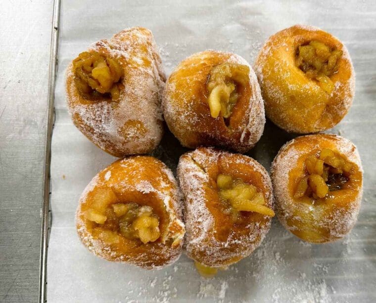 Le Cordon Bleu apple filled doughnuts - Copy