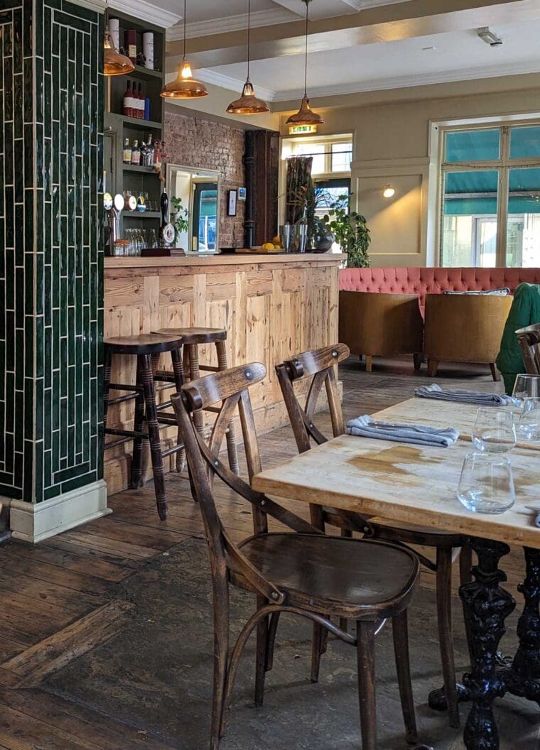 The-Holland-Interior