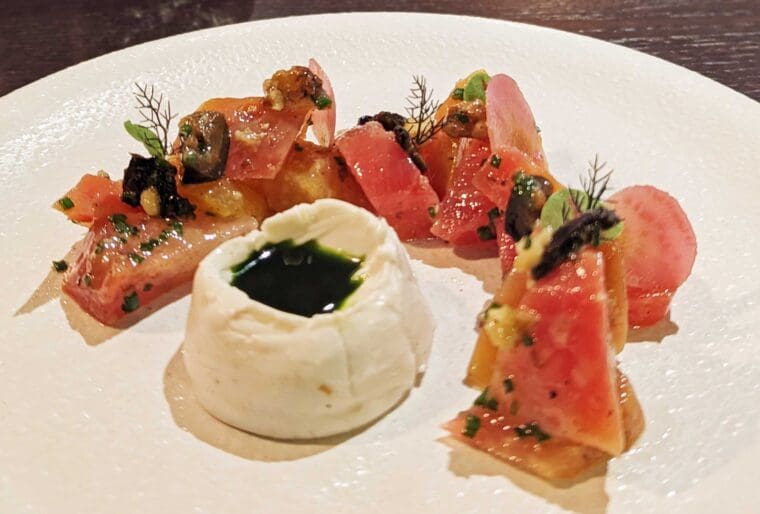 Beetroom with goats cheese - The Victoria