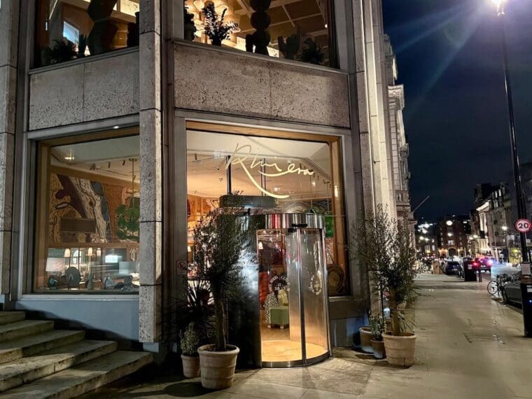 Riviera exterior