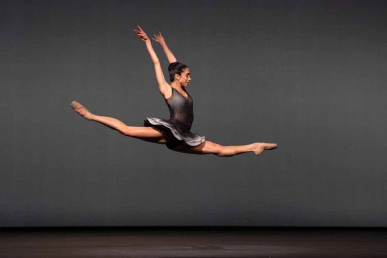 Royal Ballet Yasmine Naghdi, Gemma Bond's Boundless ©2024 ROH. Ph Andrej Uspenski