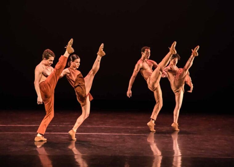 Sao Paulo Dance Company, Cassi Abranches's Agora, photo Silvia Machado, 2 (1)
