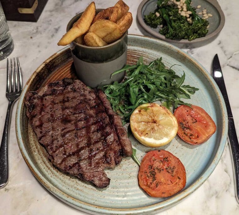 Sirloin Steak with fries