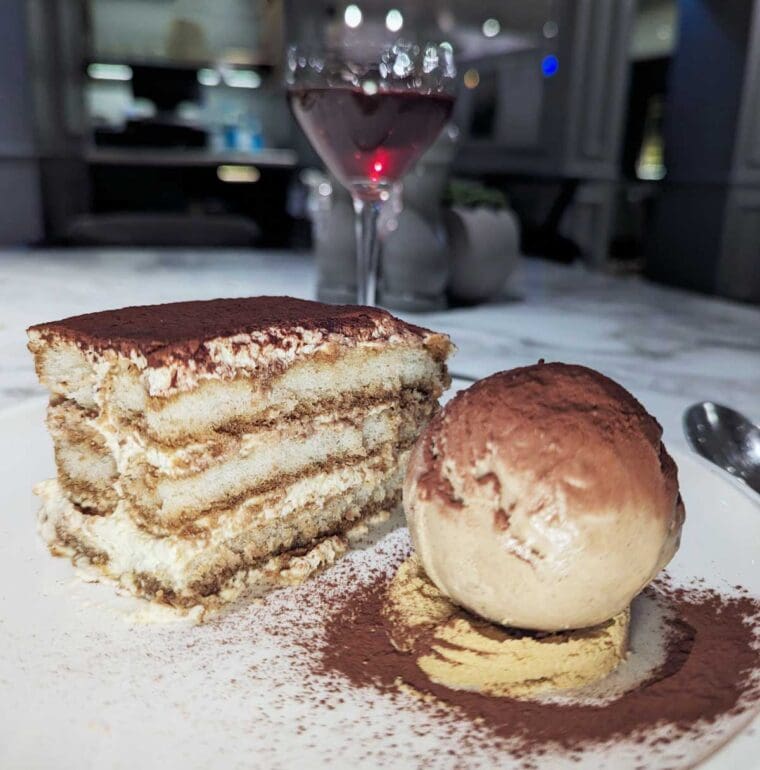 tiramisu-with-icecream
