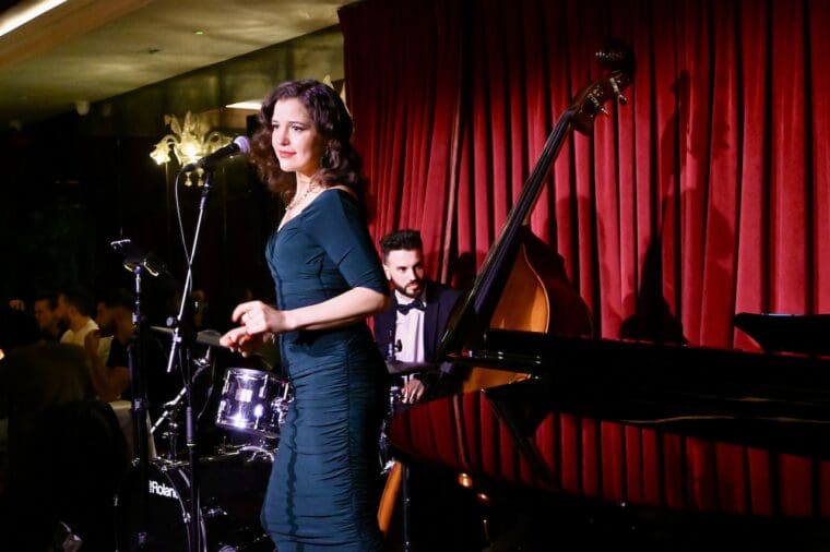Jazz singer at Bardo St. James’s