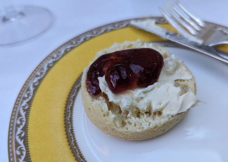Scones---Goring-hotel