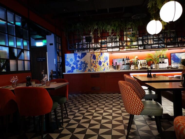 Sotto Cucina interior