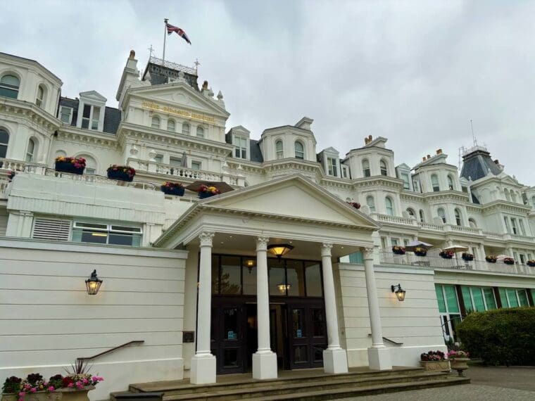 THE EASTBOURNE GRAND EXT