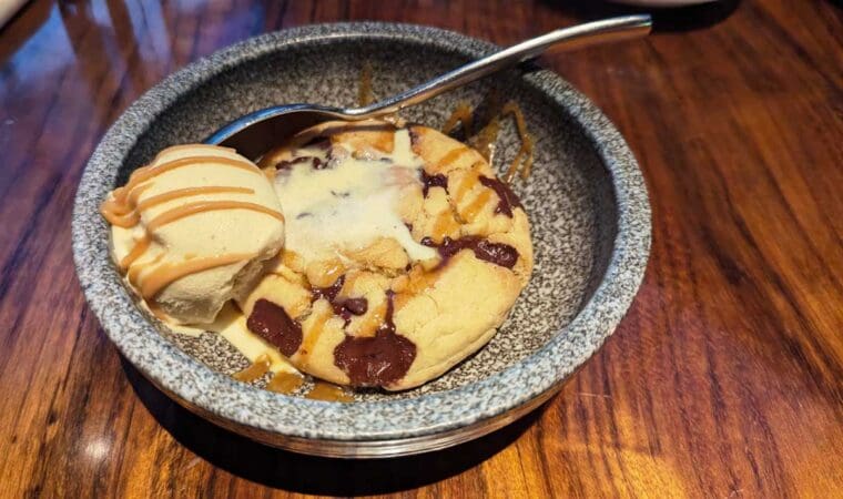 Cookie and Ice Cream STK