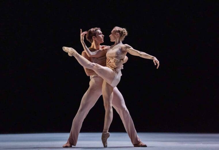 A scene from The Weathering by Kyle Abraham, Or Forevermore by Pam Tanowitz, Dusk by Joseph Toonga and The Statement by Crystal Pite from Encounters: Four Contemporary Ballet by The Royal Ballet @ The Royal Ballet and Opera House. (Opening 22-10-24) ©Tristram Kenton 10-24 (3 Raveley Street, LONDON NW5 2HX TEL 0207 267 5550 Mob 07973 617 355)email: tristram@tristramkenton.com