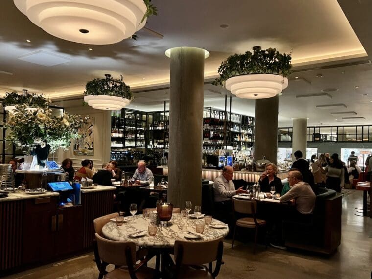 Sam's Riverside interior
