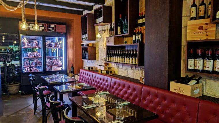 Interior of Bricco e Bacco