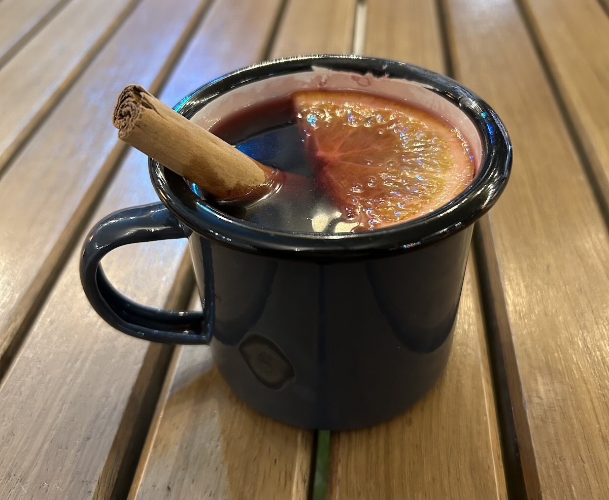 Mulled wine at the Alpine Lodge