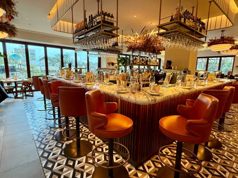 The splendid bar at Sam's Waterside