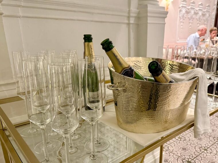 Champagne bucket