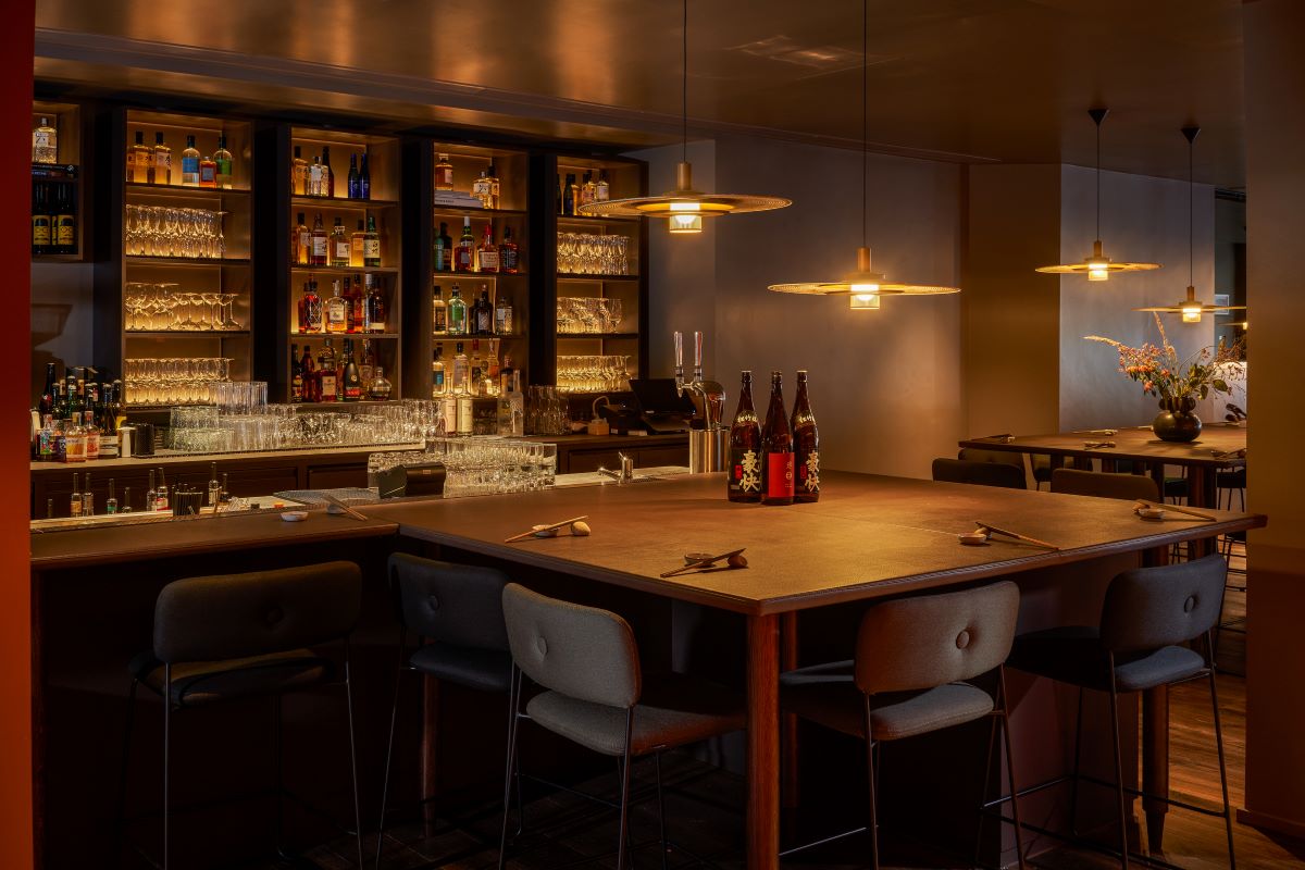 Sticks n Sushi - Bar