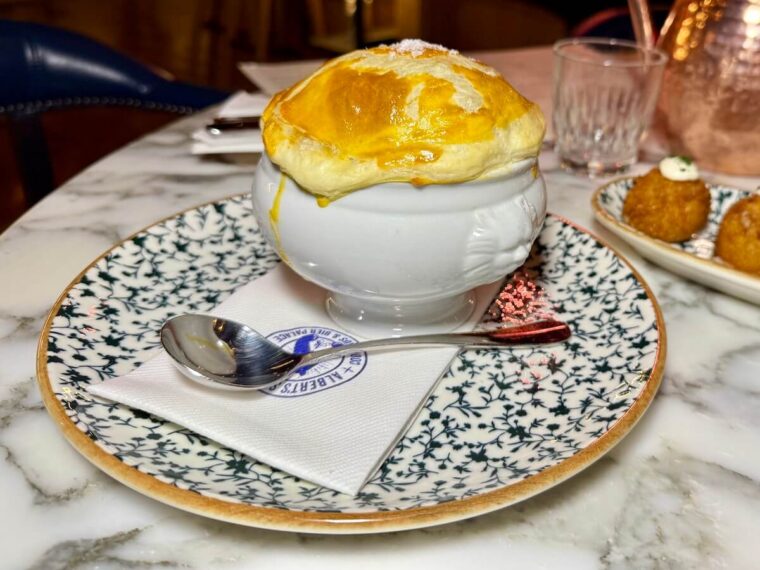 Albert's Schloss onion soup