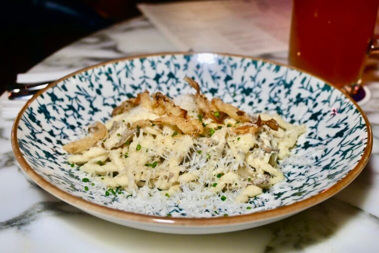 Albert's Schloss spatzle