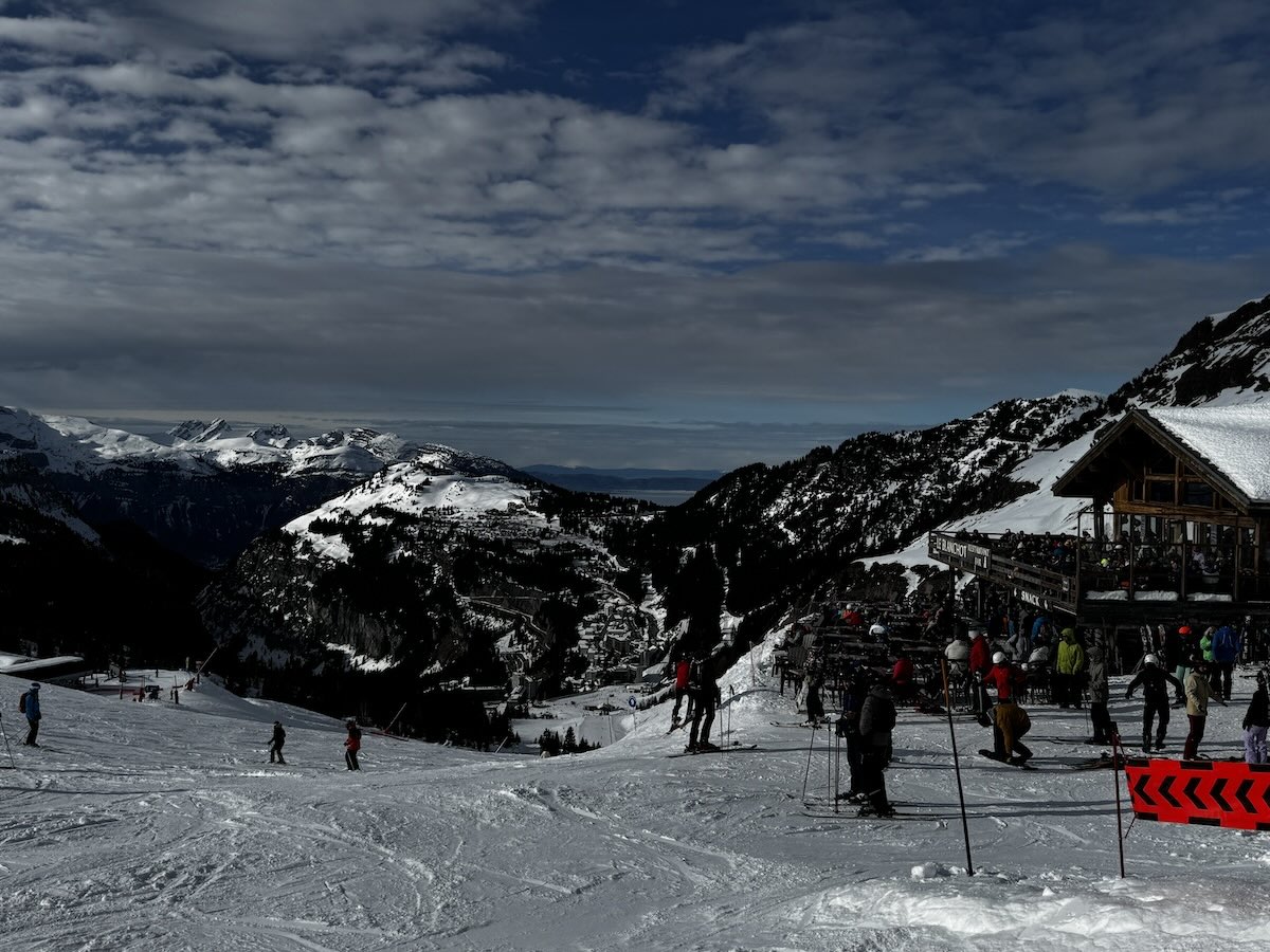 View down to Flaine Resort from the piste