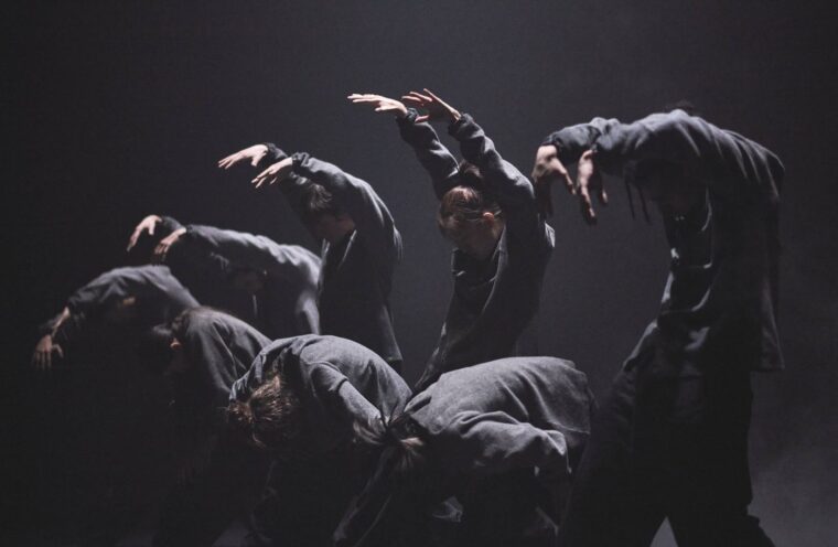 HUMANHOOD Infinite - dancers performing the water segment - © Tom Visser Design