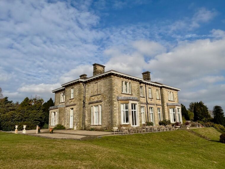 Leonardslee house 4 exterior