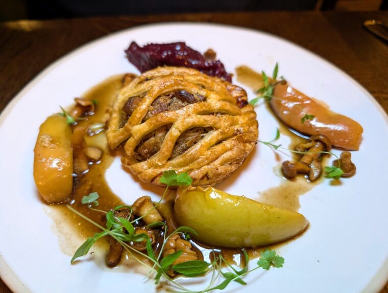 Thame Black Horse Guinea fowl