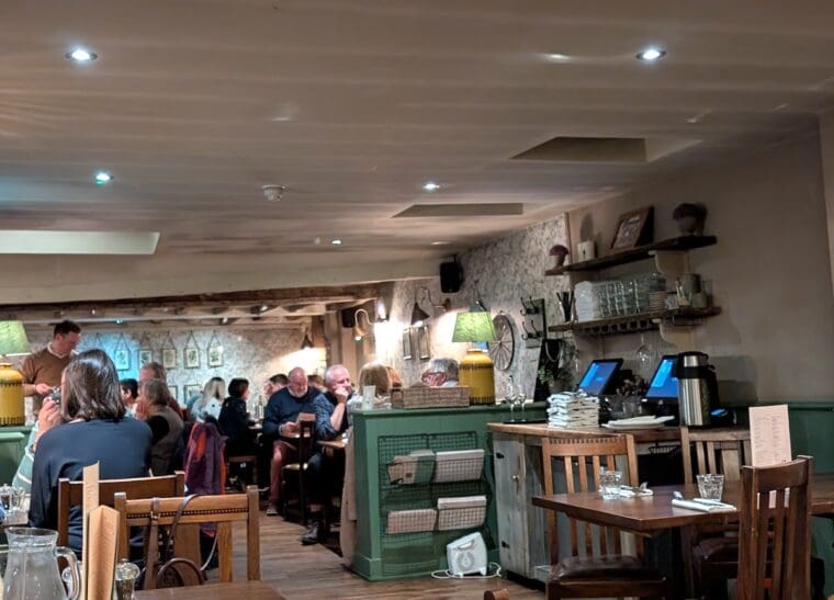 Thame Black Horse interior