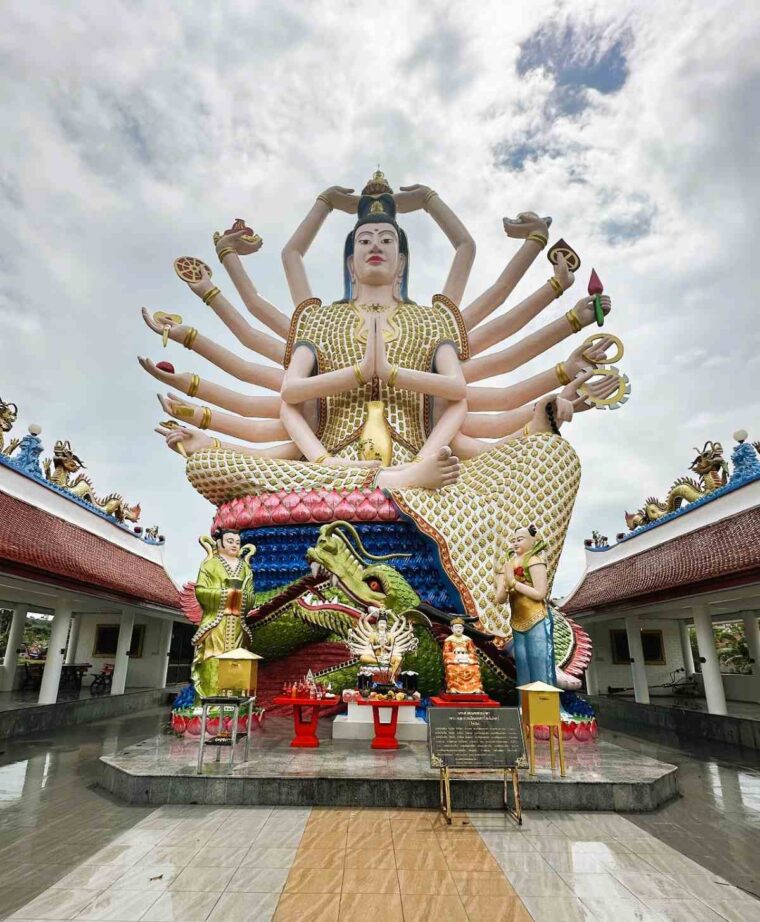 NH Collection Samui Peace Resort is well located for sightseeing at Wat Pai Laem