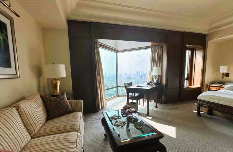 The Peninsula Bangkok Grand Deluxe room on 28th floor
